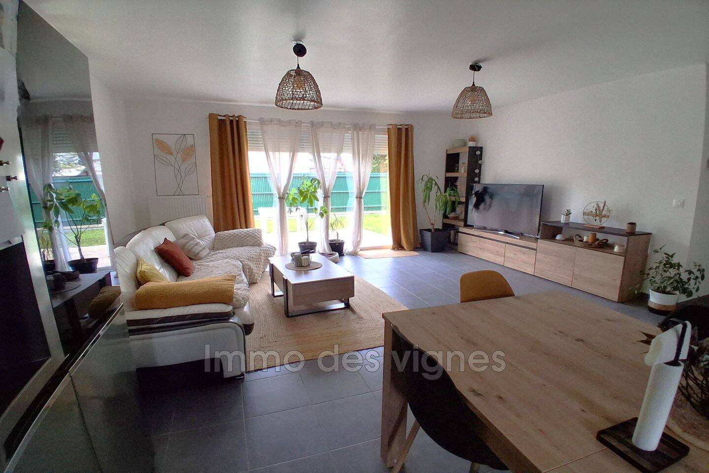 Maison 4 pièces 86 m² · à Ambarès-Et-Lagrave · 86 m² · 302 000 €