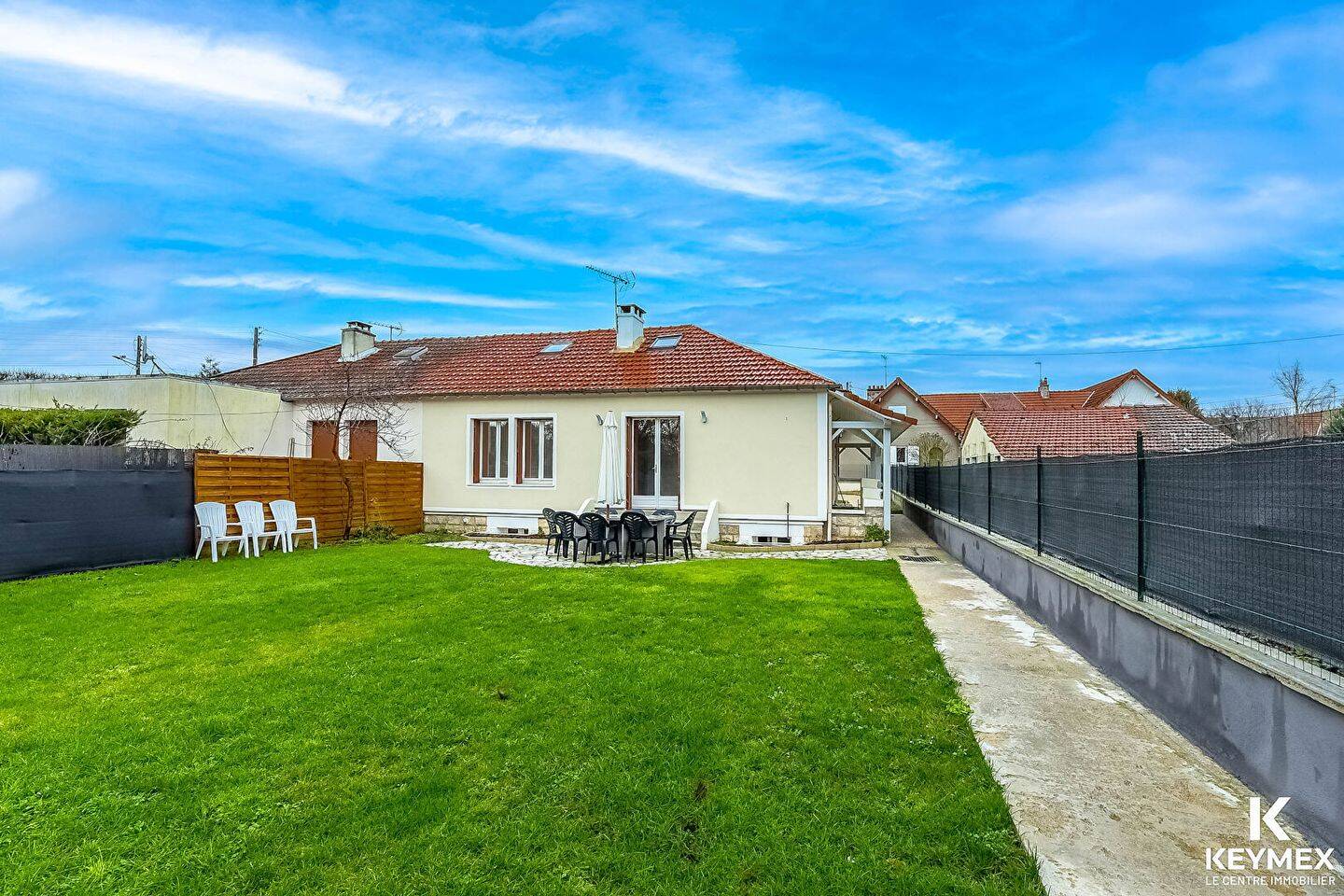 Maison 4 pièces 94 m² · à Pontoise · 94 m² · 332 000 €