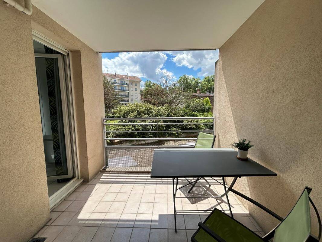 Appartement 2 pièces 49 m² · à Lyon 3ème Arrondissement · 48,9 m² · 999 €/mois