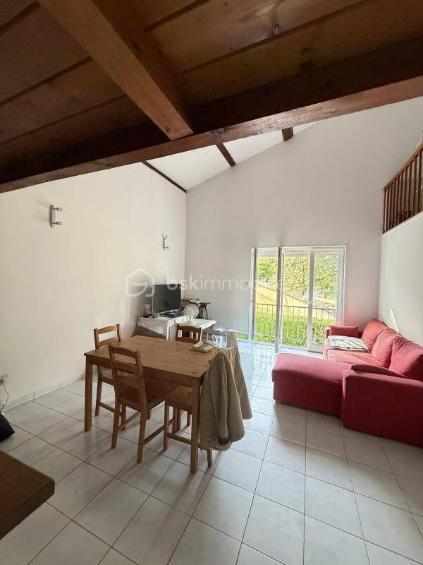 Appartement 3 pièces 75 m² · à Lentilly · 75 m² · 840 €