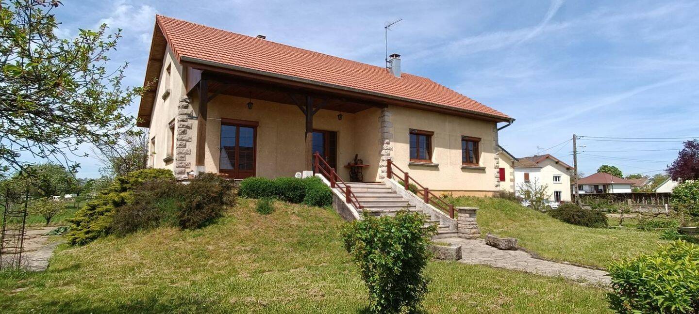 Maison 5 pièces 126 m² · à Breuches · 126 m² · 149 000 €