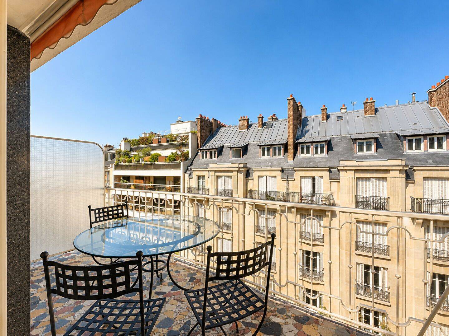 Appartement 1 pièce 26 m² · à Paris 16ème Arrondissement · 26 m² · 1 440 €