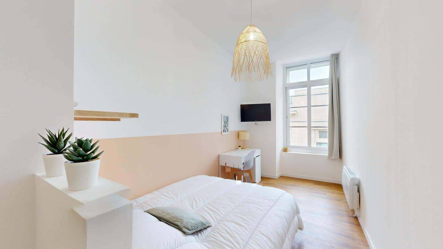 1 pièce 15 m² · à Lorient · 15 m² · 375 €