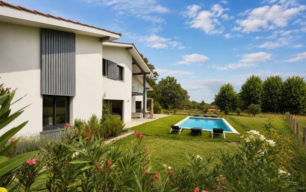 Maison 4 pièces 161 m² · à Mouguerre · 161 m² · 892 500 €