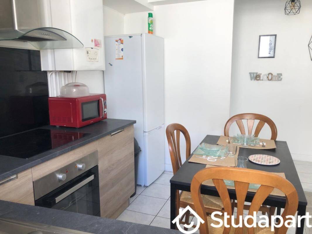 1 pièce 9 m² · à Orléans · 9 m² · 420 €