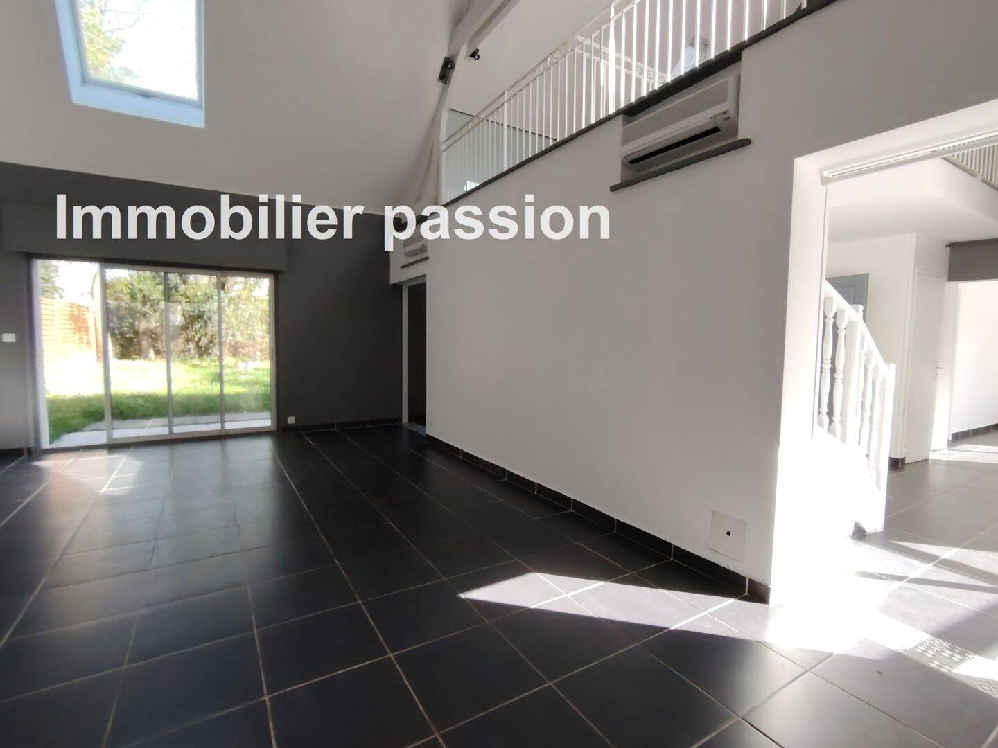 Maison 10 pièces 204 m² · à Angers · 204 m² · 472 500 €