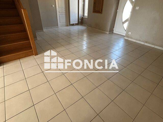 Maison 3 pièces 103 m² · à Villiers-en-Plaine · 103 m² · 600 €/mois