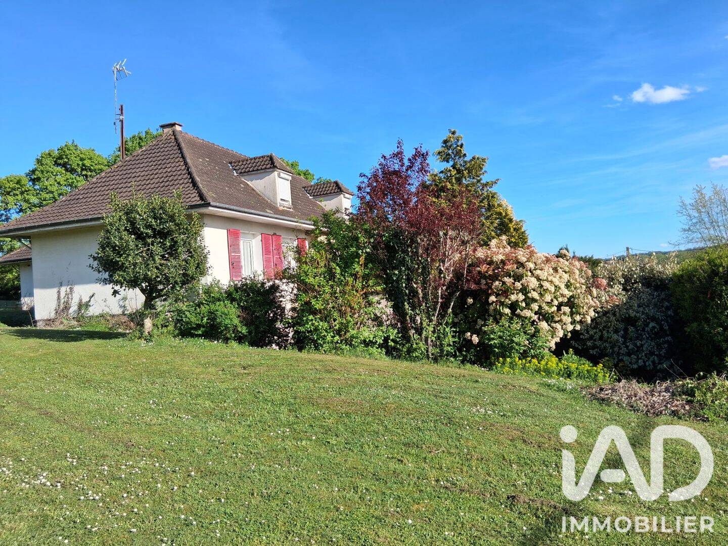 Maison 7 pièces 175 m² · à Saint-Amand-Montrond · 174,5 m² · 169 950 €