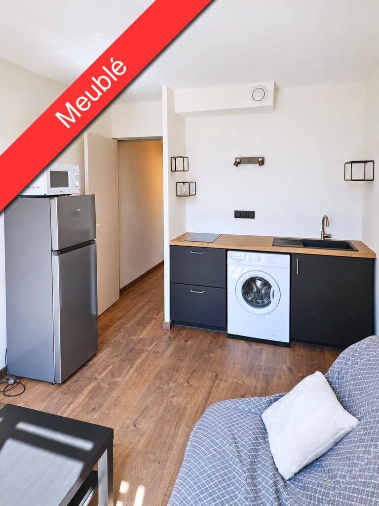 Appartement 1 pièce 18 m² · à Nîmes · 18,2 m² · 450 €