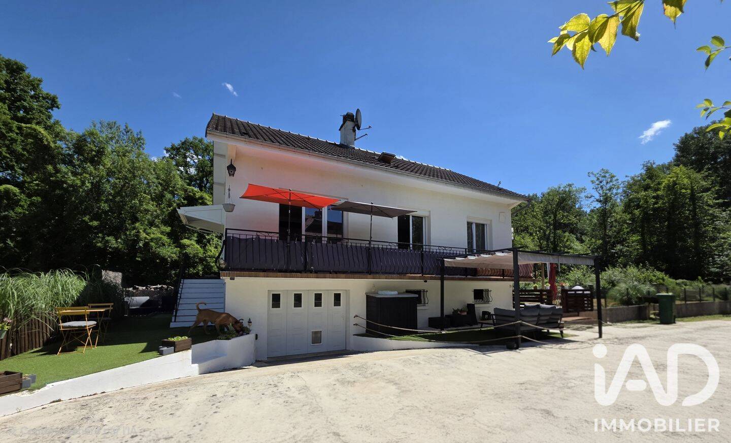 Maison 5 pièces 133 m² · à Villechétif · 133 m² · 246 000 €