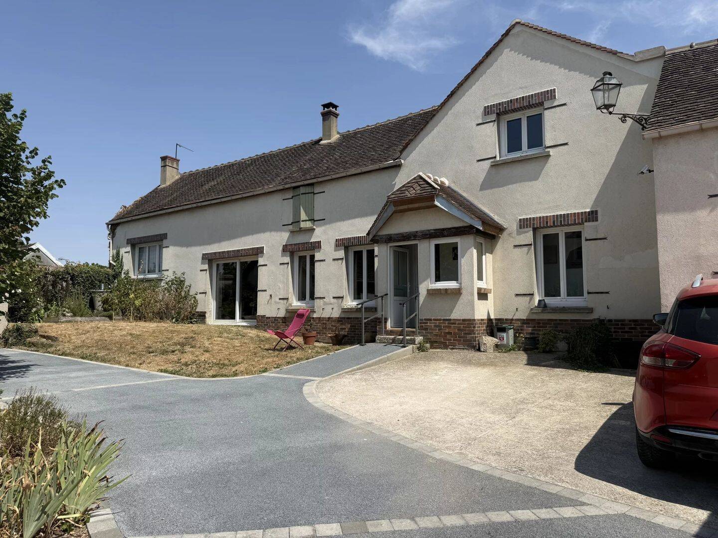 Maison 7 pièces 163 m² · à Villeblevin · 163 m² · 242 000 €