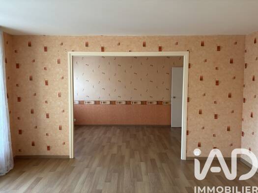 Appartement à vendre 136 000 € 4 pièces 3 chambres 88 m² RDC/3 Treleau-Four à Chaux Pontivy 56300