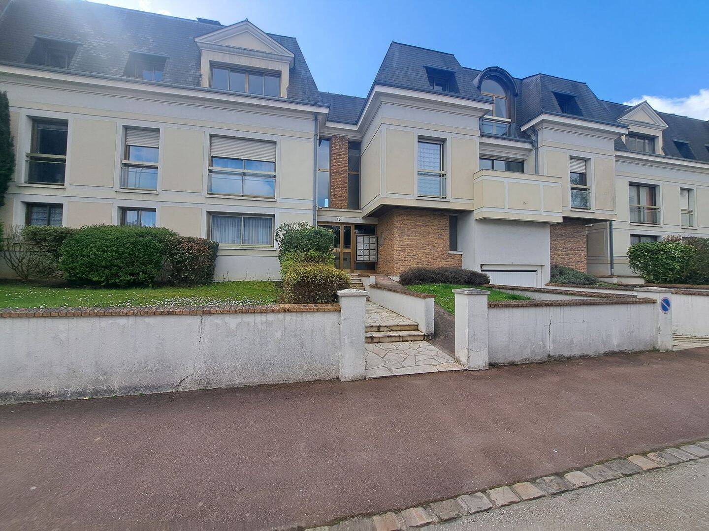 Appartement 2 pièces 35 m² · à Saint-Germain-en-Laye · 34,6 m² · 291 000 €