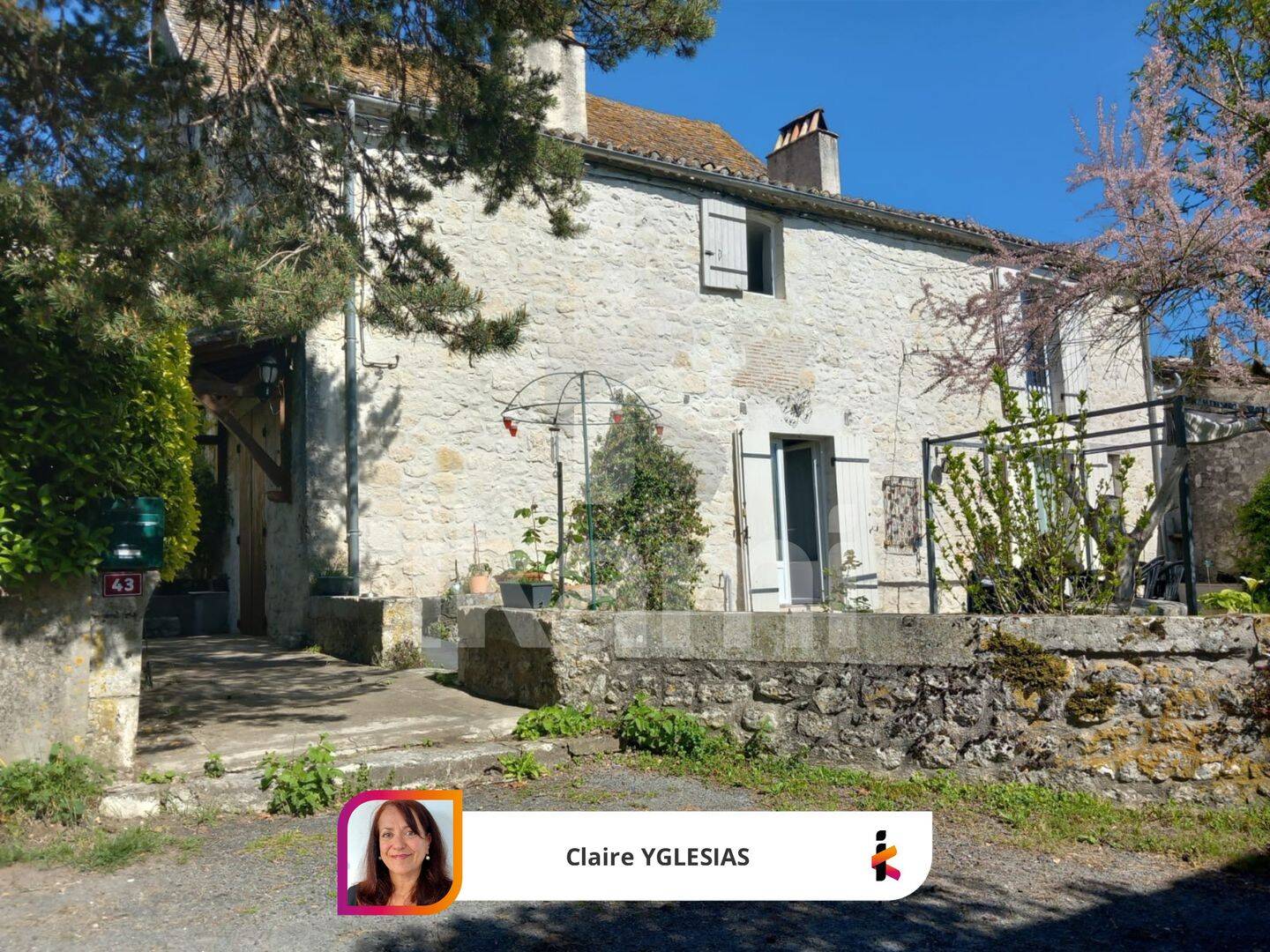 Maison 8 pièces 300 m² · à Plaisance · 300 m² · 387 000 €