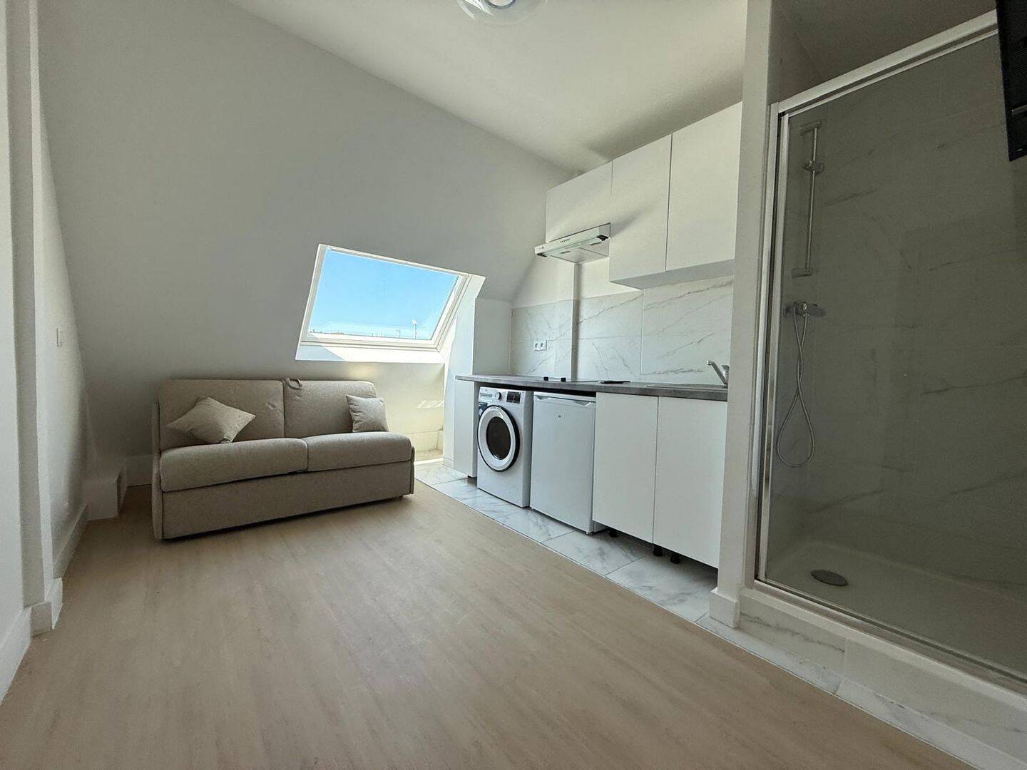 Appartement 1 pièce 9 m² · à Paris 16ème Arrondissement · 9 m² · 795 €