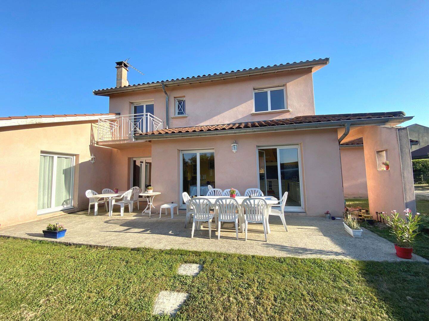 Maison 5 pièces 130 m² · à Brindas · 130 m² · 495 000 €
