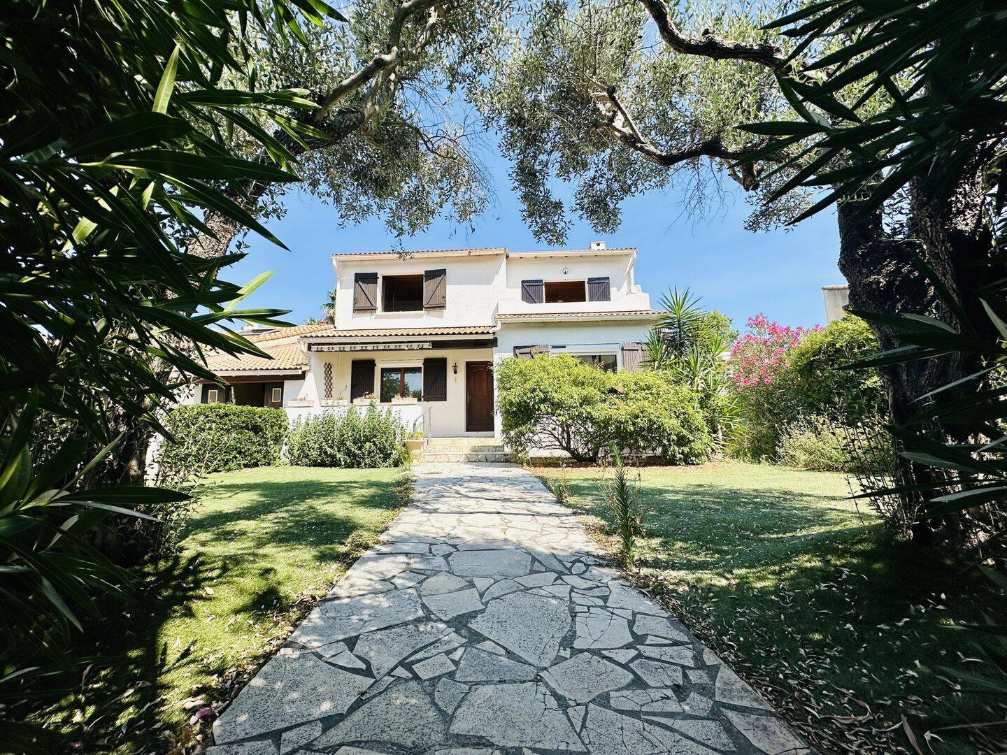 Maison 6 pièces 165 m² · à Lattes · 165 m² · 610 000 €