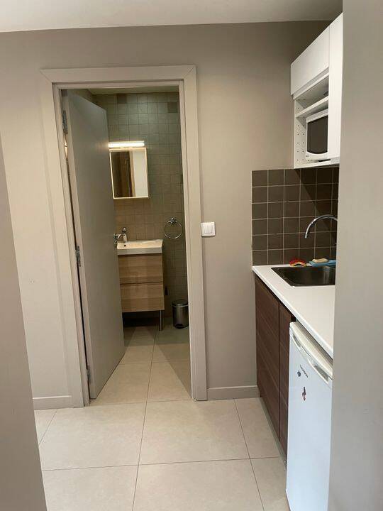 Appartement 1 pièce 18 m² · à Bourg-la-Reine · 18 m² · 870 €/mois