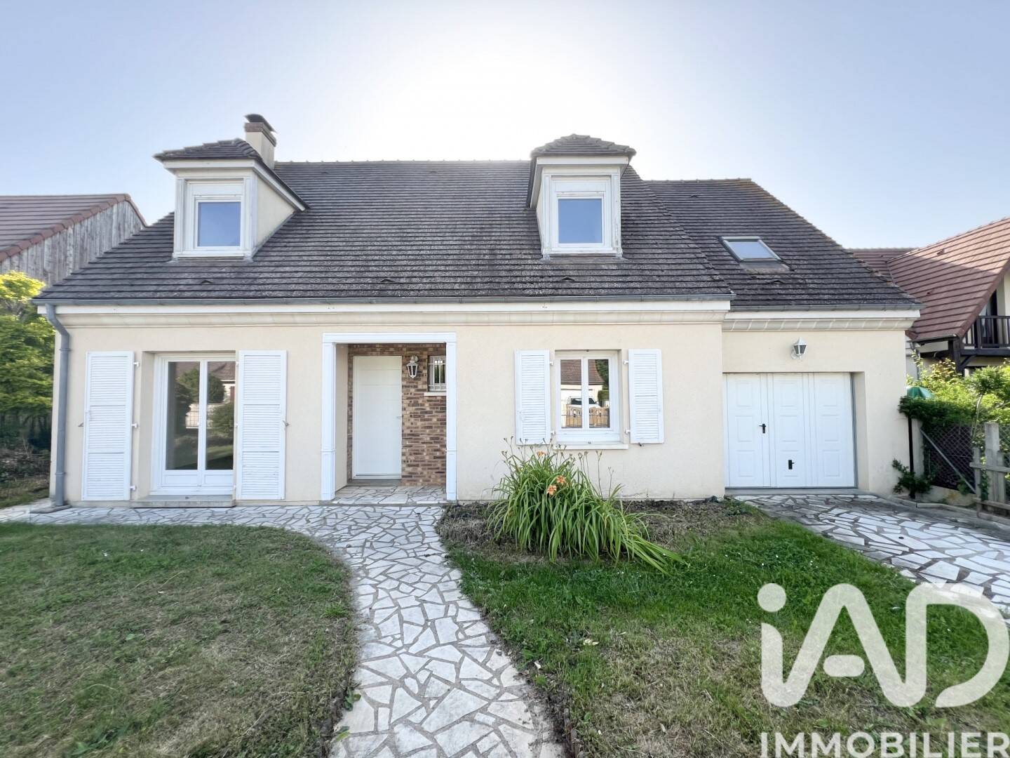 Maison 6 pièces 130 m² · à Nogent-le-Phaye · 130 m² · 269 000 €