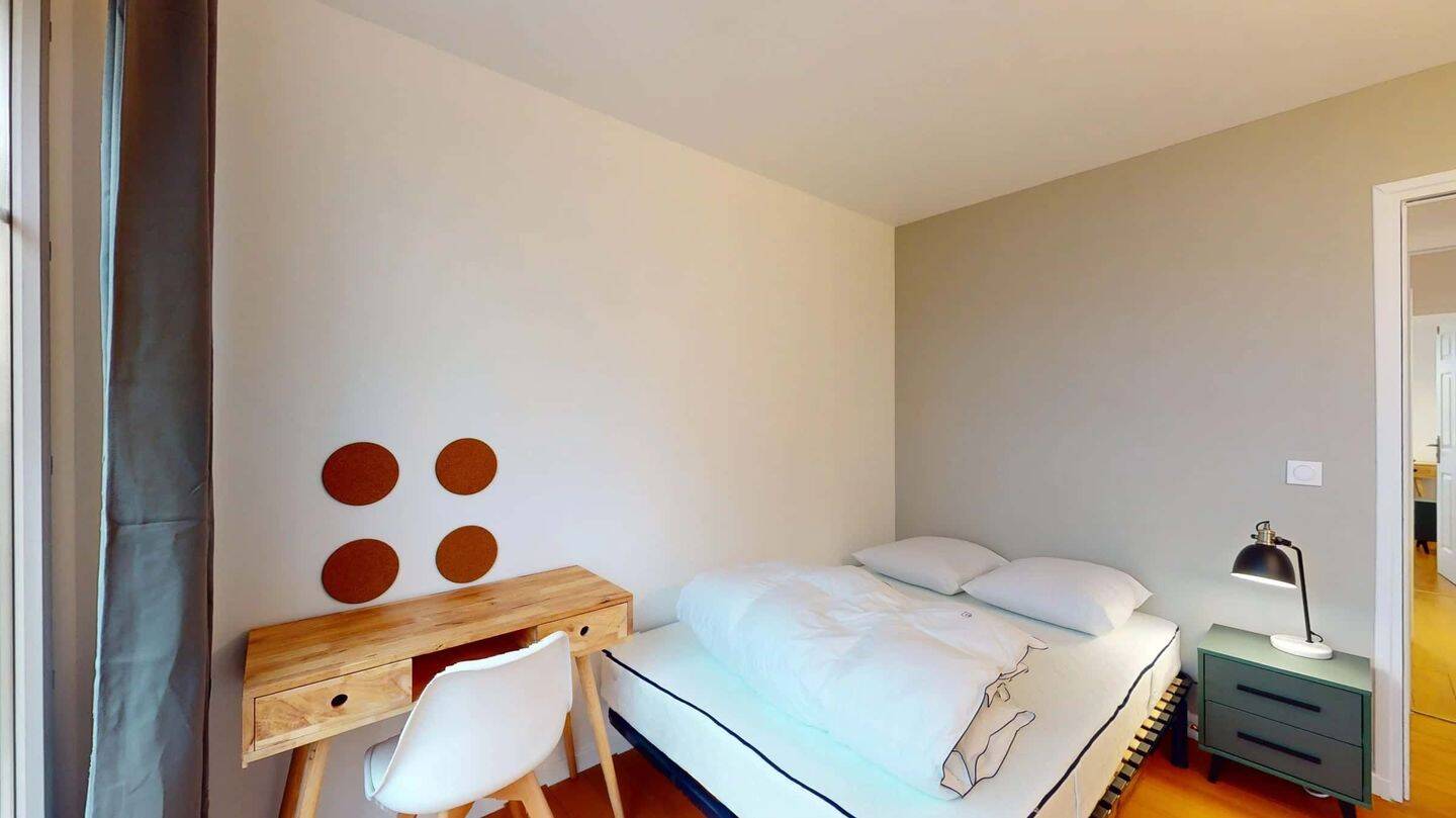 1 pièce 15 m² · à Bobigny · 15 m² · 725 €/mois