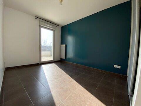 Appartement 2 pièces 55 m² · à Meyzieu · 54,6 m² · 760 €