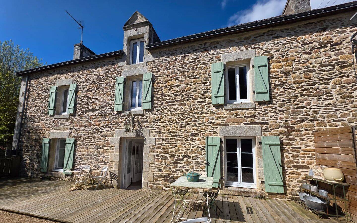 Maison 8 pièces 191 m² · à Pluméliau-Bieuzy · 191 m² · 299 250 €