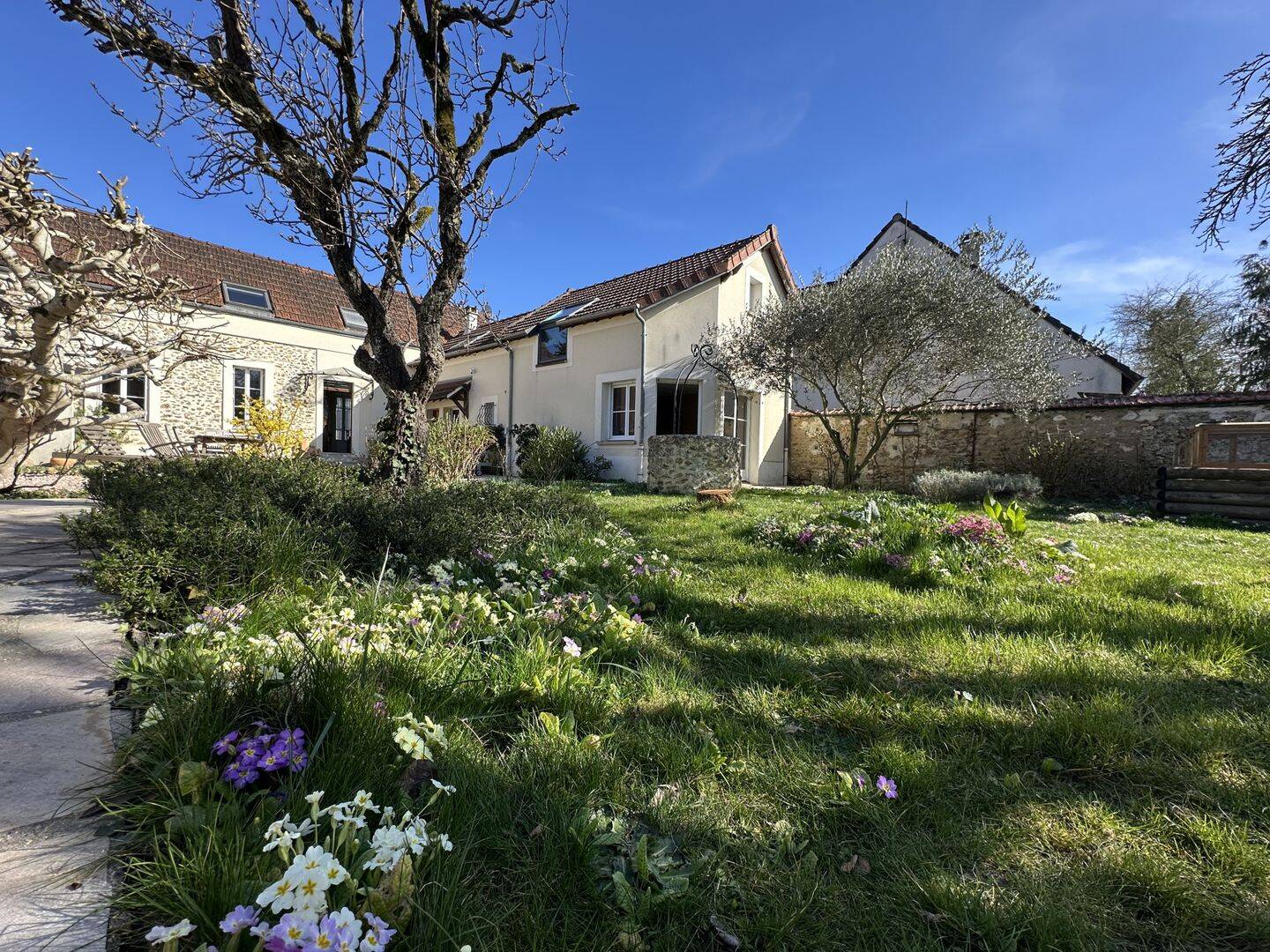 Maison 7 pièces 192 m² · à Vaux-le-Pénil · 192 m² · 460 000 €