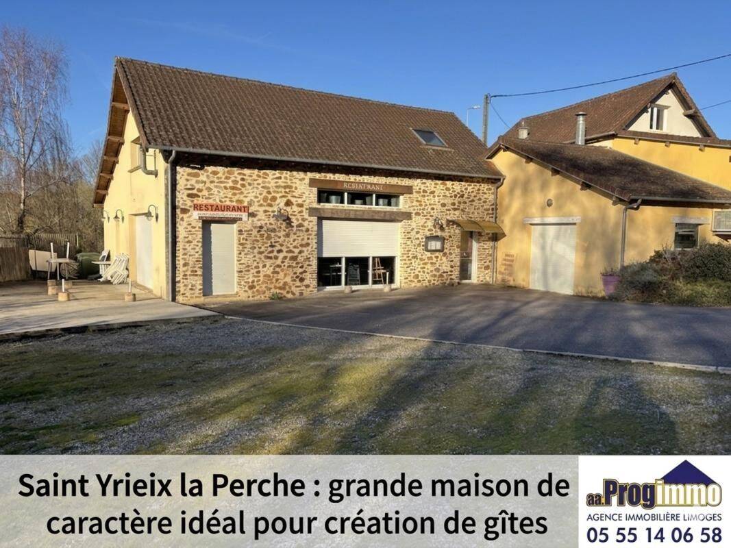 Maison 4 pièces 250 m² · à Saint-Yrieix-la-Perche · 250 m² · 305 000 €