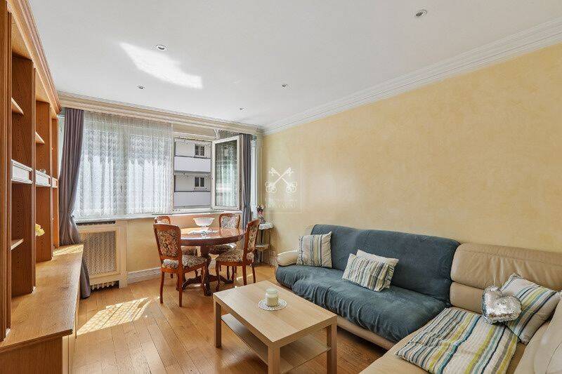 Appartement 3 pièces 52 m² · à Paris 19ème Arrondissement · 52,1 m² · 462 000 €