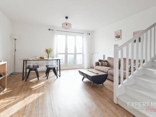 Duplex à vendre 320 000 € 3 pièces 2 chambres 62,9 m² Étage 1/2 Le Plan du Troux Montigny-le-Bretonneux 78180
