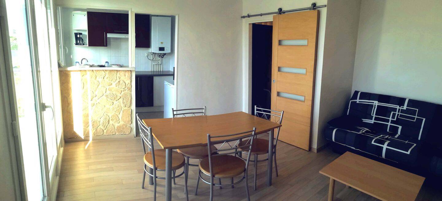 Appartement 1 pièce 25 m² · à Saint-Cyr-sur-Loire · 25 m² · 520 €