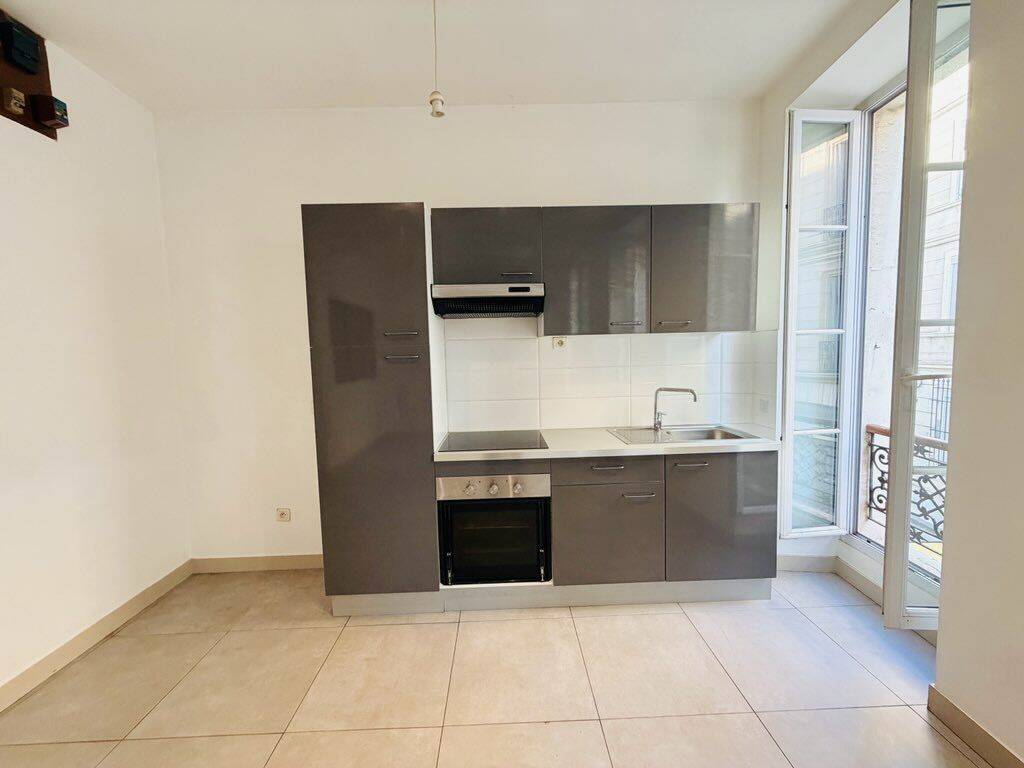 Appartement 3 pièces 54 m² · à Marseille 6ème Arrondissement · 54 m² · 760 €/mois