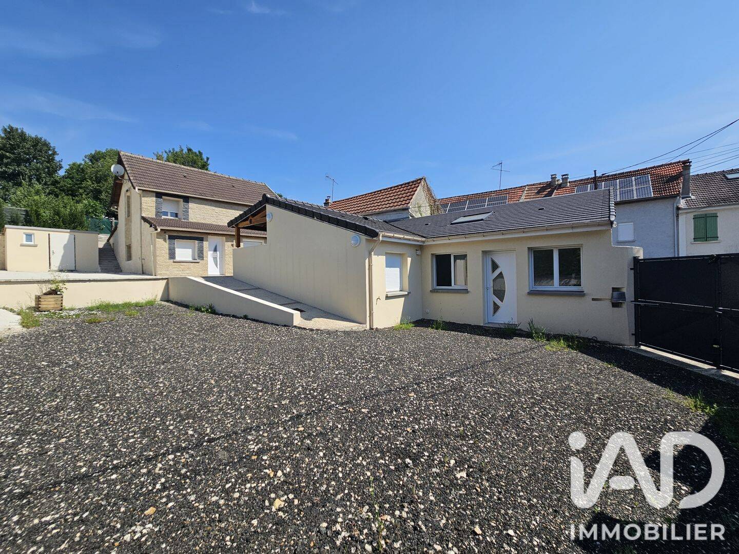 Maison 5 pièces 156 m² · à Nanteuil-lès-Meaux · 156 m² · 390 000 €
