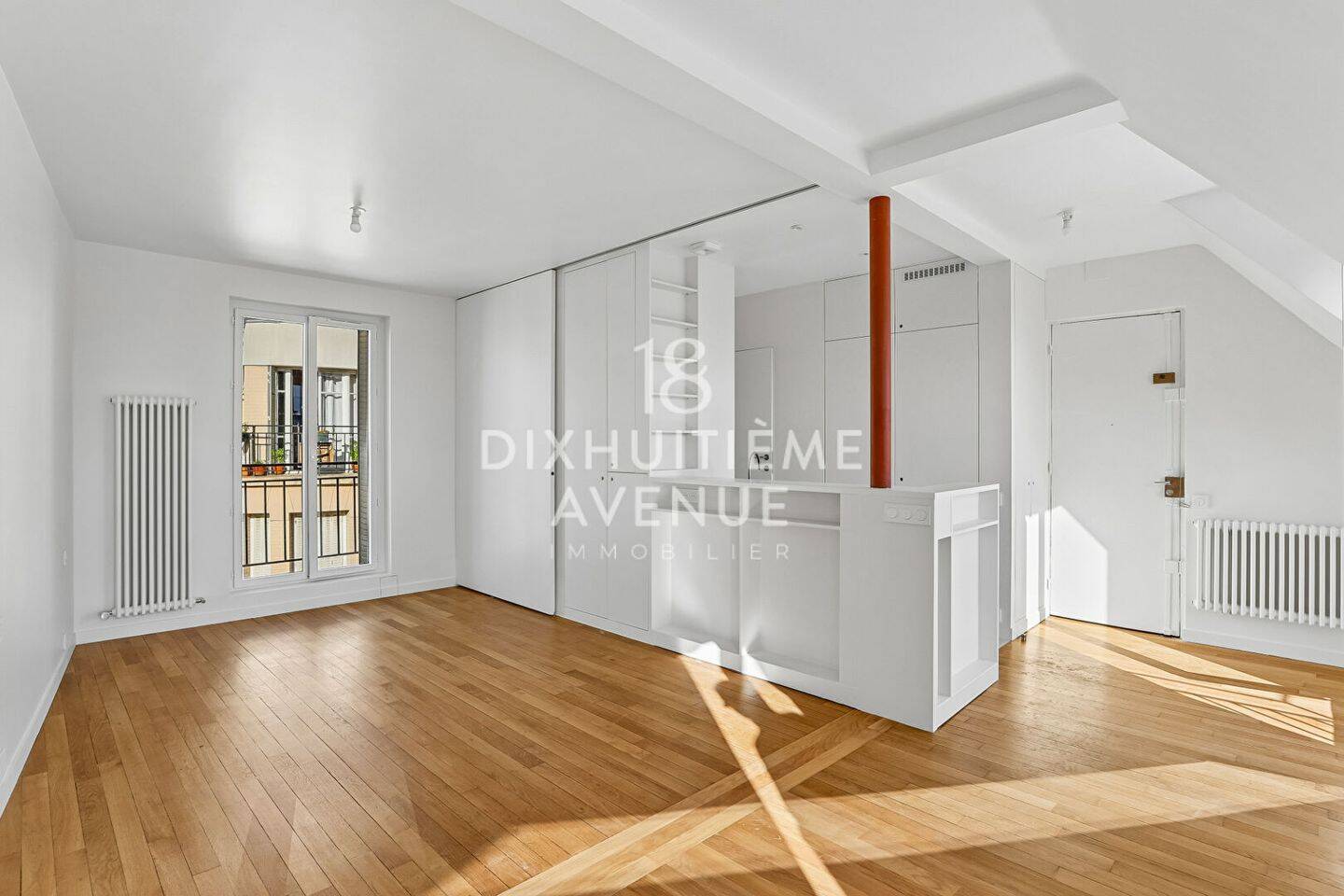 Appartement 1 pièce 34 m² · à Paris 18ème Arrondissement · 34,1 m² · 1 496 €/mois