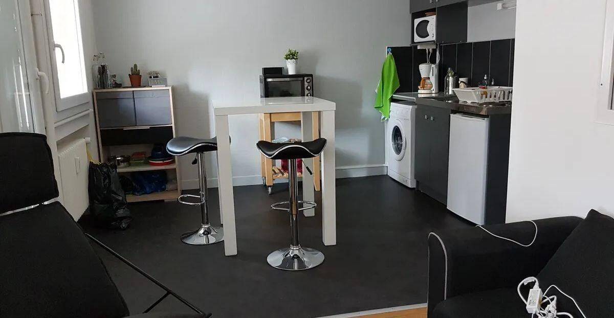 Appartement 1 pièce 28 m² · à Saint-Étienne · 28 m² · 540 €