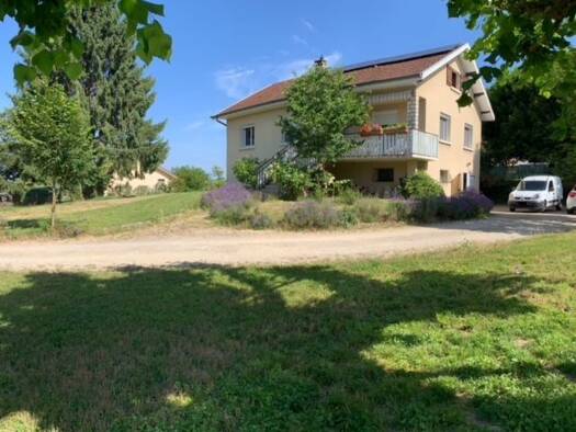 Maison à vendre 280 000 € 4 pièces 3 chambres 91,7 m² 2 017 m² de terrain Saint-Clair-de-la-Tour 38110