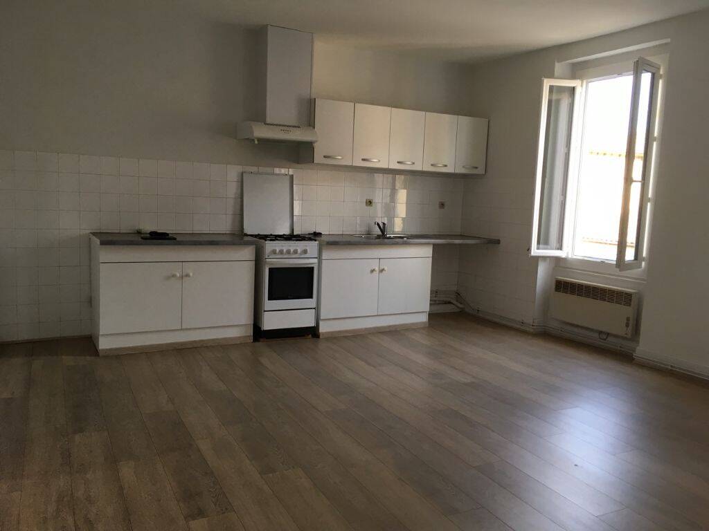 Appartement 3 pièces 59 m² · à Castelmoron-sur-Lot · 58,9 m² · 371 €/mois