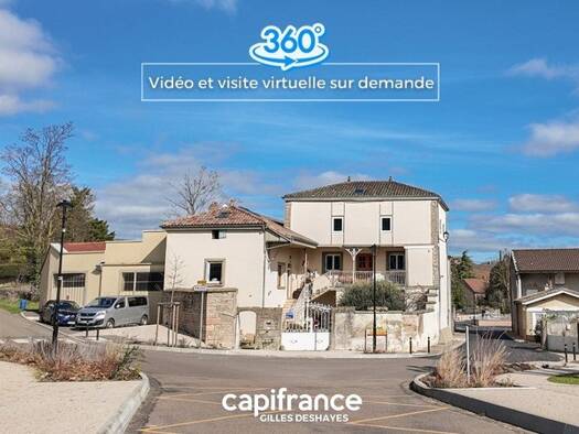 Maison à vendre 375 000 € 10 pièces 4 chambres 222 m² 971 m² de terrain Davayé 71960