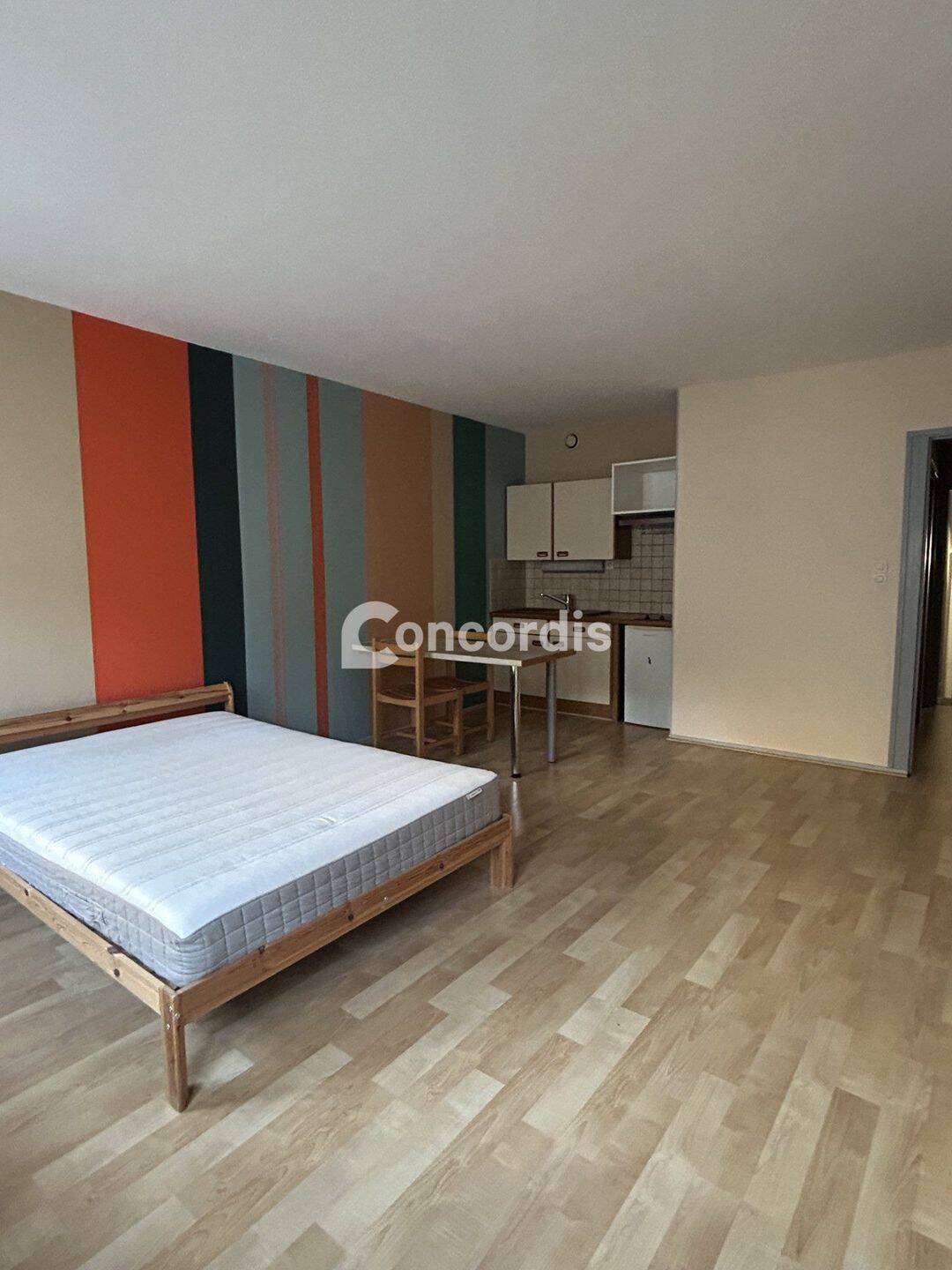 Appartement 1 pièce 30 m² · à Nancy · 29,7 m² · 90 000 €