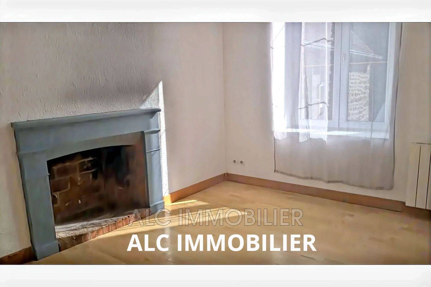 Appartement 4 pièces 83 m² · à La Ferté Macé · 83 m² · 44 700 €