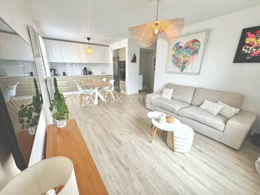 Appartement à vendre 206 000 € 2 pièces 1 chambre 47,9 m² Étage 2/2 Montévrain 77144