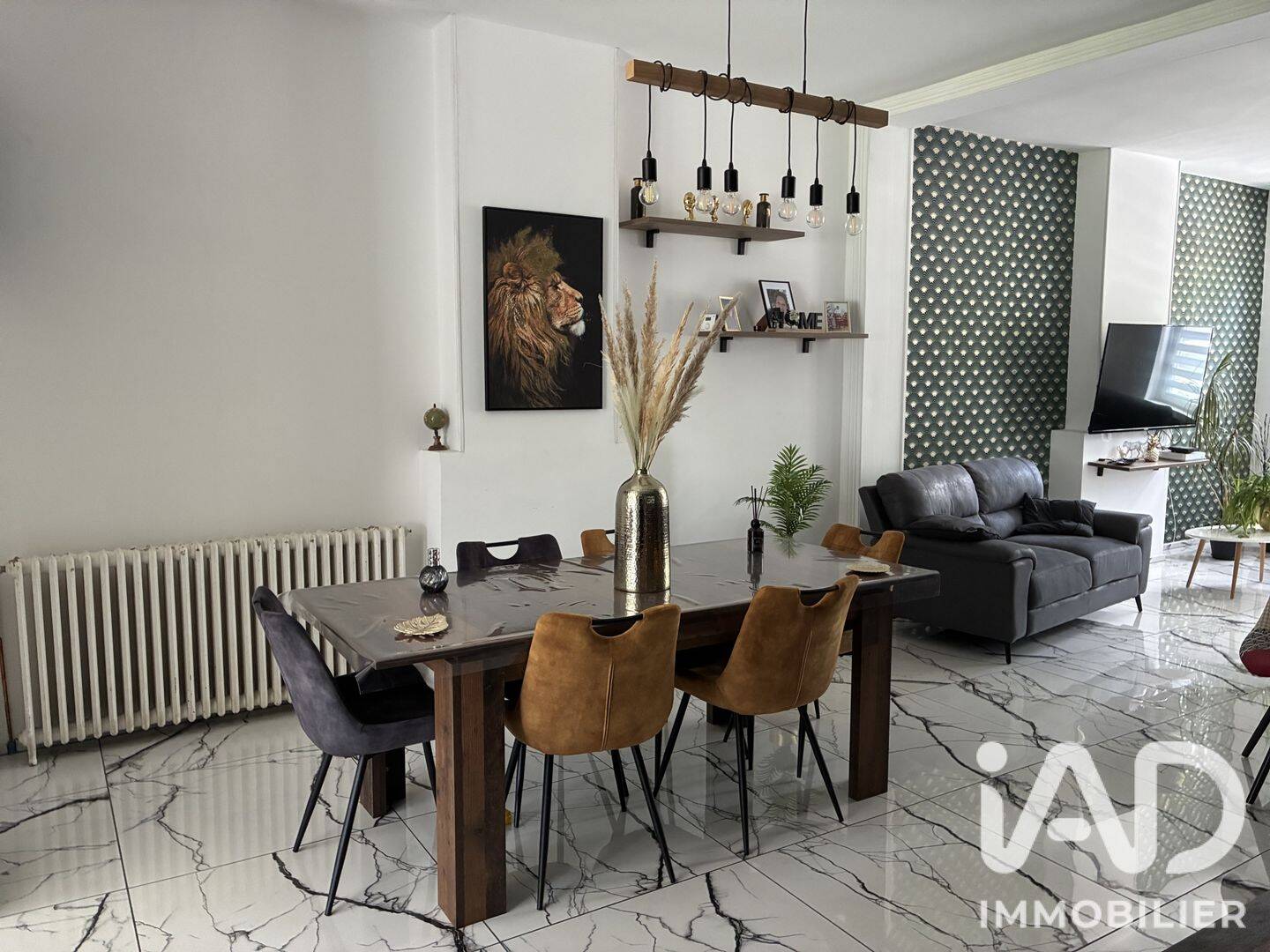 Maison 5 pièces 156 m² · à Auberchicourt · 156 m² · 198 000 €