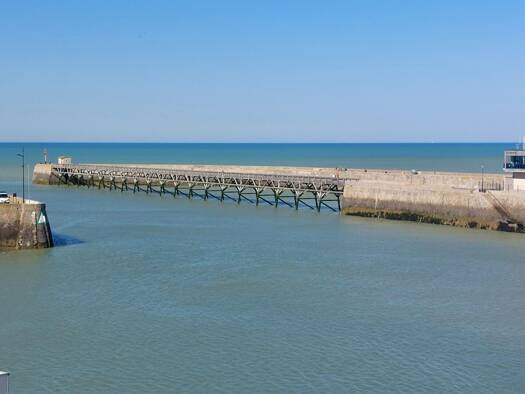 Appartement à vendre 273 900 € 7 pièces 4 chambres 116 m² RDC/2 Basse Ville Le Tréport 76470