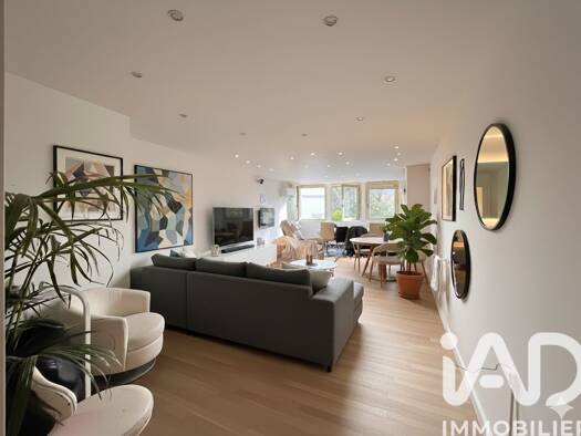 Appartement à vendre 299 000 € 4 pièces 2 chambres 114,4 m² 2 étages Le Centre Ville Mandelieu-la-Napoule 06210