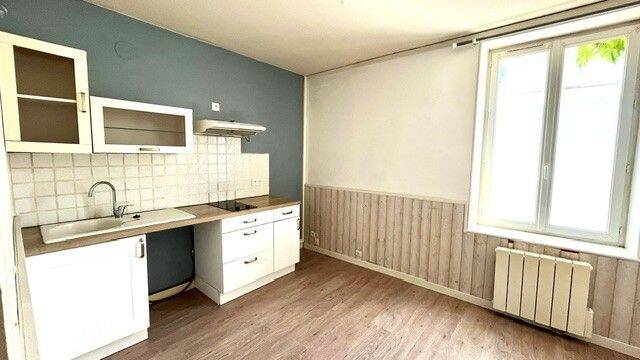 Appartement 2 pièces 28 m² · à Villars-les-Dombes · 28 m² · 430 €