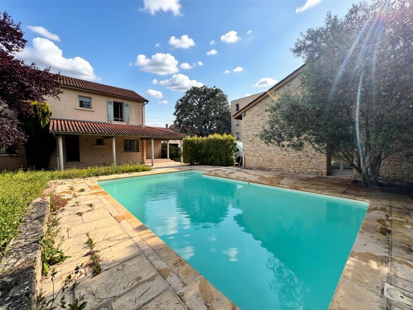 Maison 7 pièces 197 m² · à Anse · 197 m² · 590 000 €