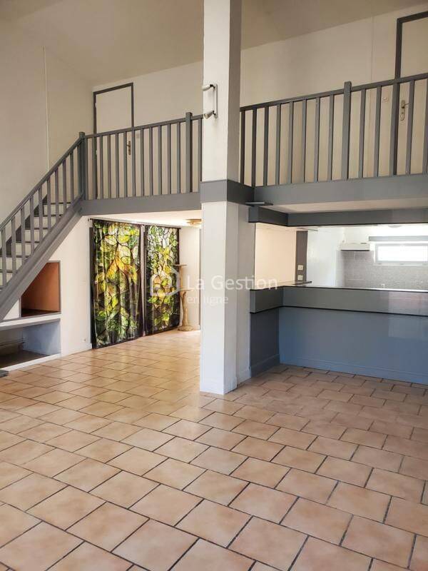 Maison 3 pièces 108 m² · à Avrillé · 108 m² · 1 200 €