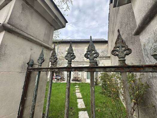 Immeuble à vendre 849 900 € 200 m² Saint Serge-Ney-Chalouère Angers 49100