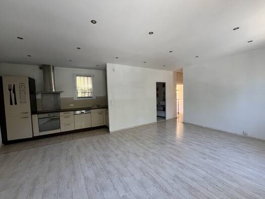 Duplex à vendre 319 000 € 4 pièces 3 chambres 99 m² 3 étages Villeneuve-Loubet 06270