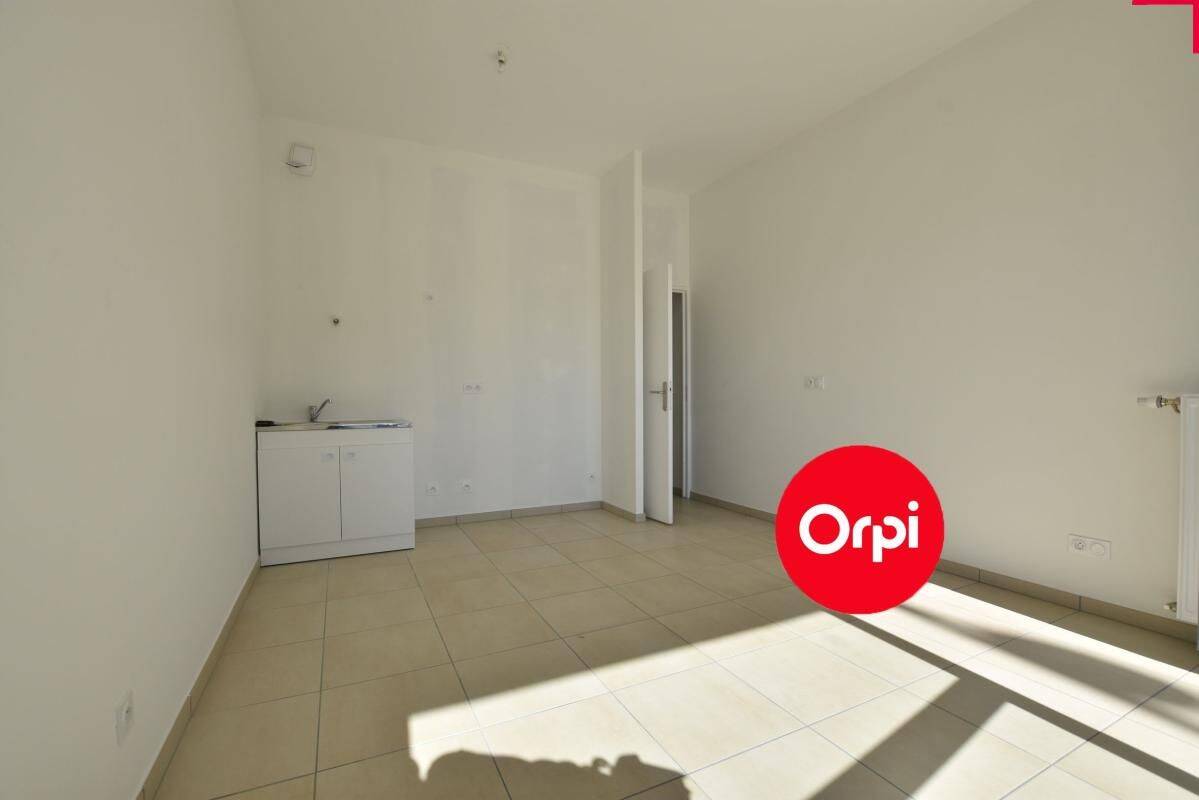 Appartement 1 pièce 26 m² · à Saint-Priest · 26,2 m² · 430 €/mois